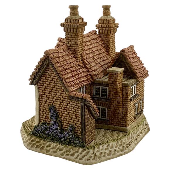 The Good Intent Pubs and Tavern 1997 David Winter Cottages with Box and COA - Picture 11 of 13